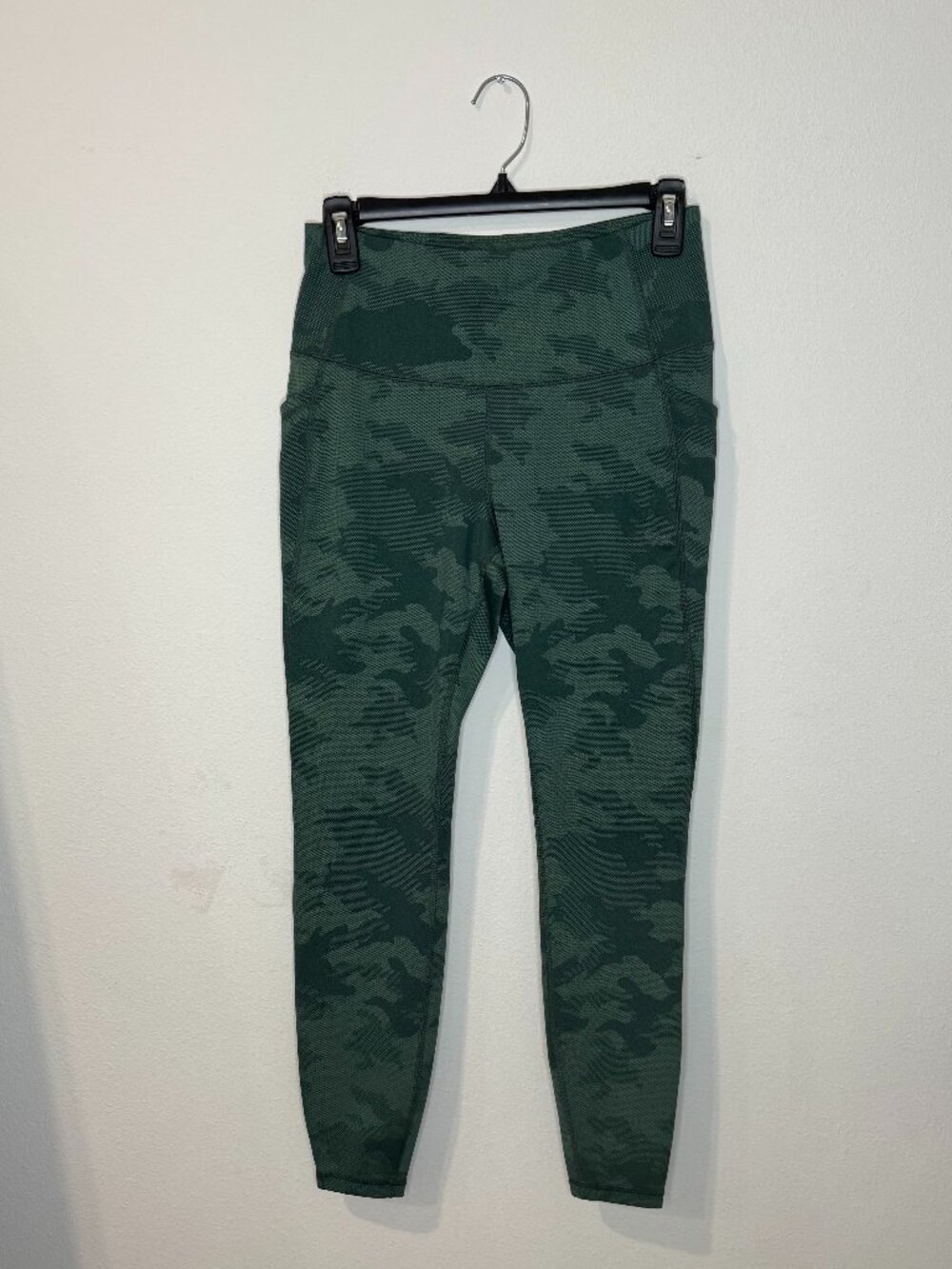 All in Motion Green Camo High-Waisted Leggings Size S